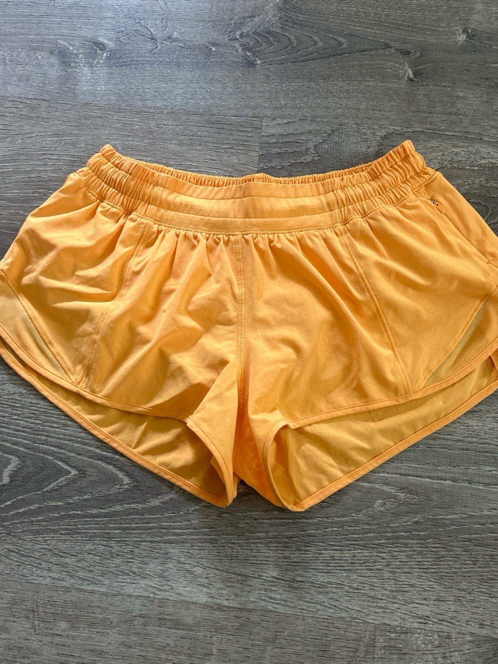 Lululemon hotty hots